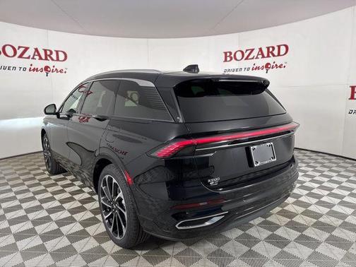 2025 Lincoln Nautilus Black Label