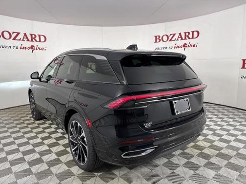 2025 Lincoln Nautilus Black Label