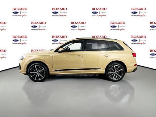 2025 Audi Q7 45 Premium Plus