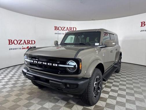 2025 Ford Bronco Outer Banks