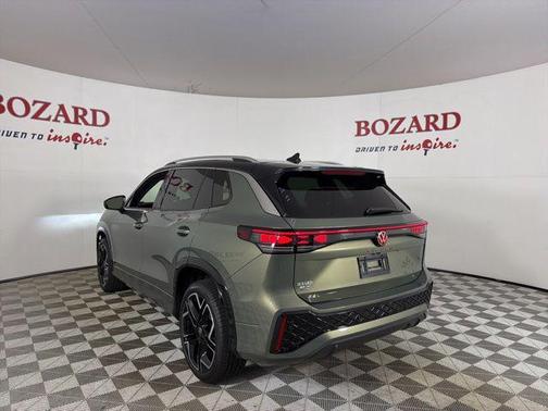Avocado Green w/Deep Black Roof 2025 Volkswagen Tiguan 2.0T SEL R-Line 4MOTION