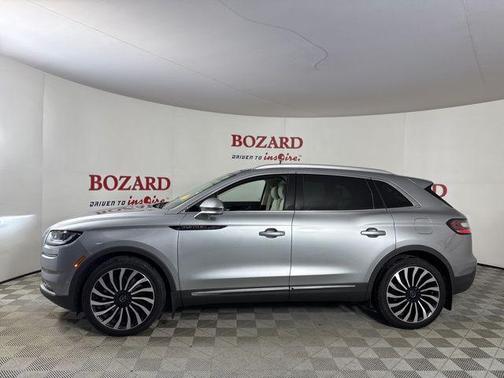2022 Lincoln Nautilus Black Label