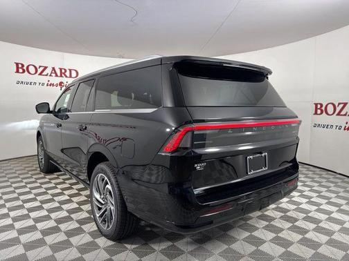 2025 Lincoln Navigator Reserve