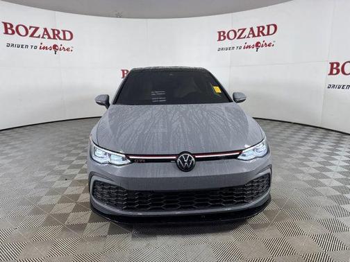 2024 Volkswagen Golf GTI 2.0T SE DSG