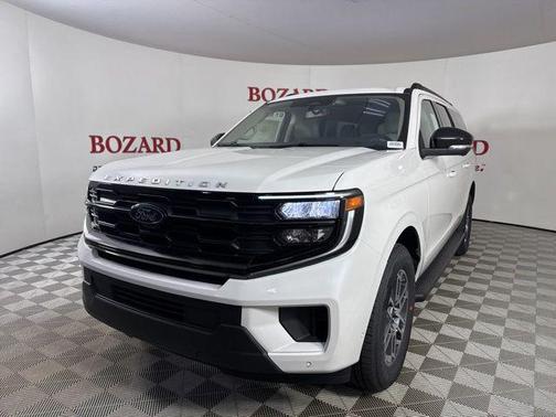 2025 Ford Expedition Max Active 4x2