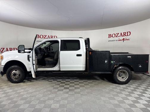 2022 Ford F-350 XL