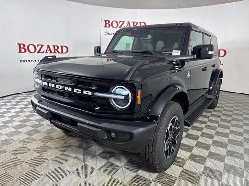 2025 Ford Bronco Outer Banks