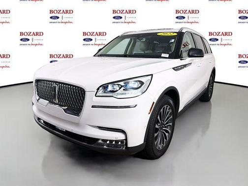 White Metallic 2022 Lincoln Aviator Reserve AWD