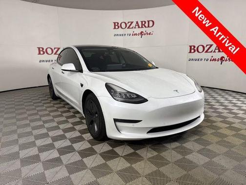 2021 Tesla Model 3 Standard Range Plus
