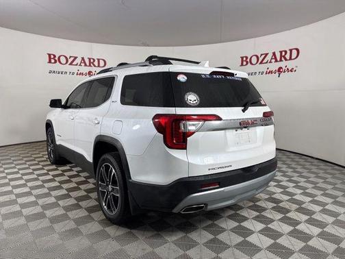 2023 GMC Acadia FWD SLT