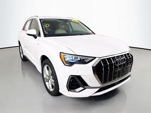 2020 Audi Q3 45 S line Premium