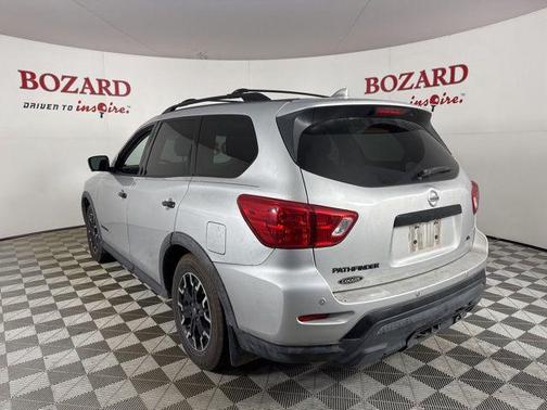 2020 Nissan Pathfinder SL 2WD