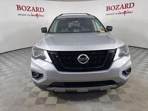 2020 Nissan Pathfinder SL 2WD