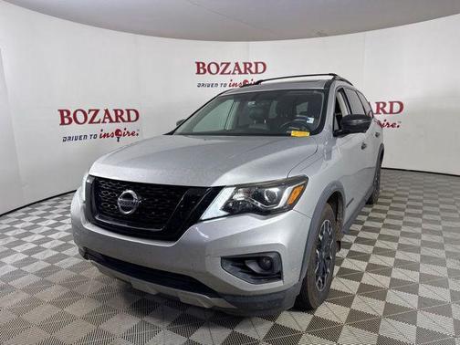2020 Nissan Pathfinder SL 2WD