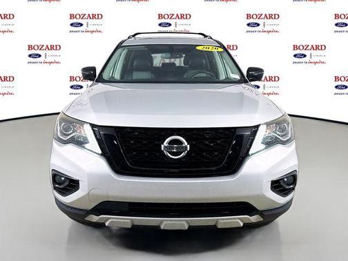 2020 Nissan Pathfinder SL 2WD