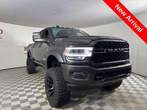 2024 RAM 2500 Big Horn Crew Cab 4x4 6'4' Box