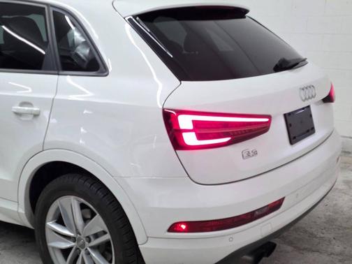 2018 Audi Q3 2.0T Premium