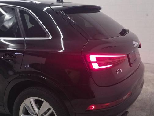 Brilliant Black 2017 Audi Q3 2.0T Premium Plus