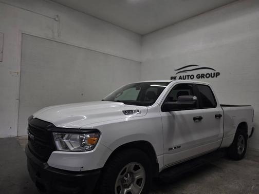 Bright White Clearcoat 2019 RAM 1500 Tradesman