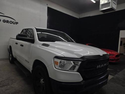 Bright White Clearcoat 2019 RAM 1500 Tradesman