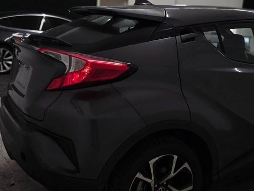 2018 Toyota C-HR XLE 4dr Crossover