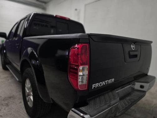 2015 Nissan Frontier SV