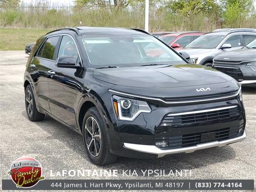 2024 Kia Niro SX