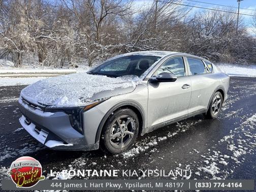 2025 Kia K4 LXS