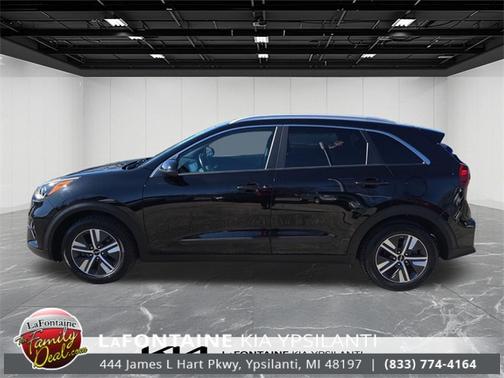 2022 Kia Niro LXS