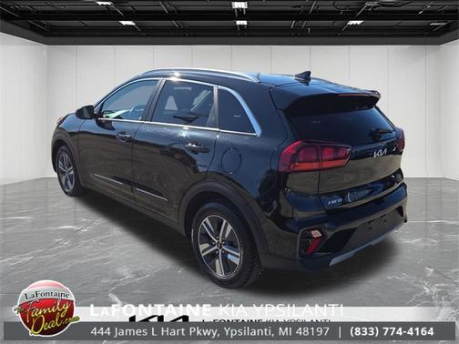 2022 Kia Niro LXS
