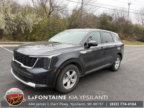 2025 Kia Sorento LX