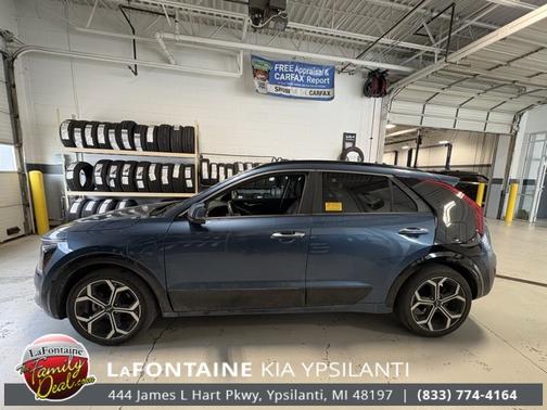 2023 Kia Niro Plug-In Hybrid SX