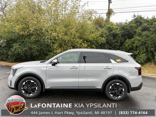 2025 Kia Sorento S