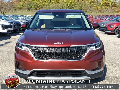 2024 Kia Carnival LX