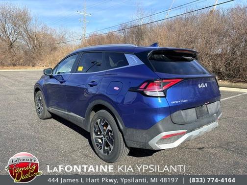 2025 Kia Sportage EX