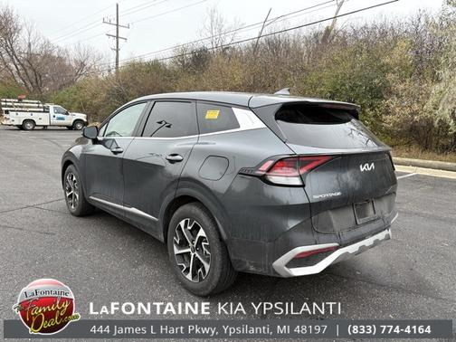 2025 Kia Sportage EX