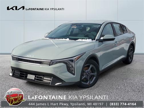 2025 Kia K4 LXS