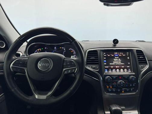 2017 Jeep Grand Cherokee Summit