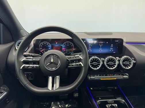 2025 Mercedes-Benz GLA 250 Base