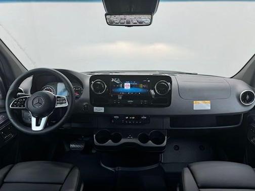 2024 Mercedes-Benz Sprinter 2500 Standard Roof