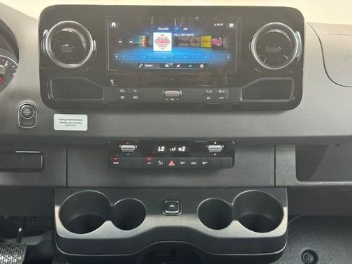 2024 Mercedes-Benz Sprinter 2500 Standard Roof