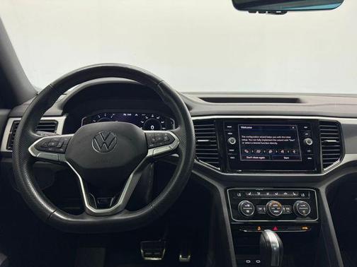 2022 Volkswagen Atlas Cross Sport 3.6L V6 SEL R-Line