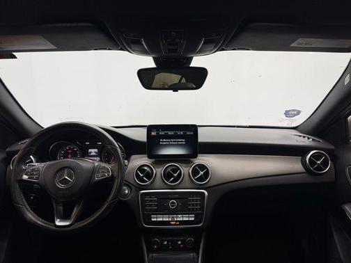 Polar Silver Metallic 2018 Mercedes-Benz GLA 250 Base
