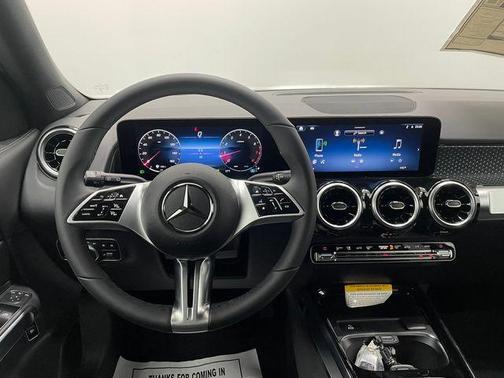 2026 Mercedes-Benz GLB 250 Base