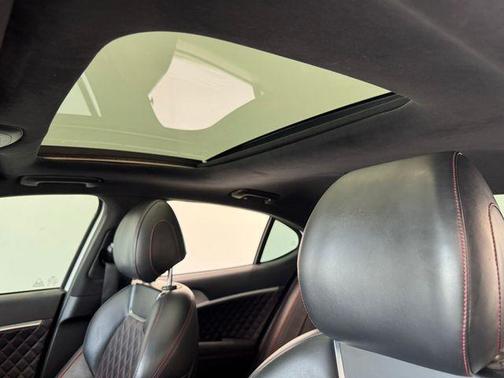 2020 Genesis G70 3.3T