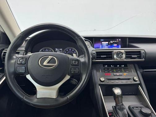 2019 Lexus IS 300 Base