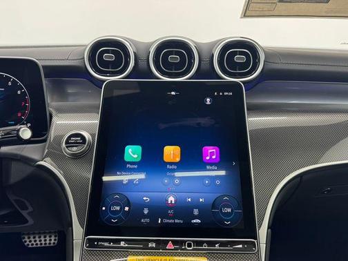 2026 Mercedes-Benz GLC 300 Base