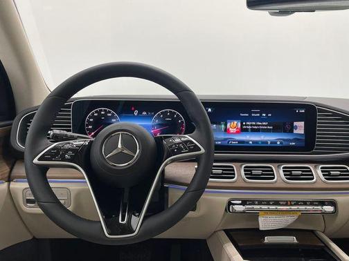 MANUFAKTUR Moonlight White Metallic 2026 Mercedes-Benz GLE 350 Base