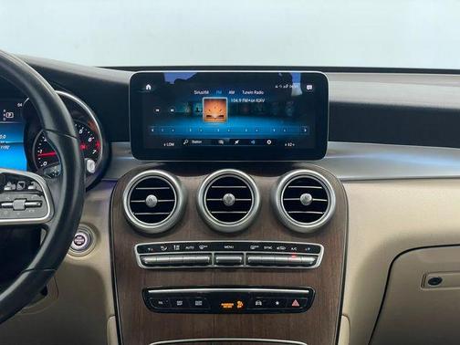 2021 Mercedes-Benz GLC 300 Base