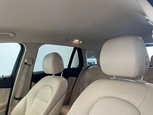 2021 Mercedes-Benz GLC 300 Base